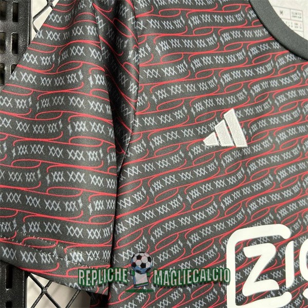 maglia ajax formazione nero rojo 2024-2025 - immagine 3