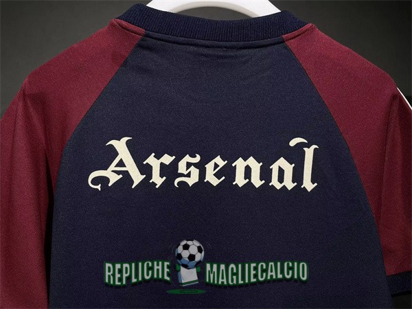 maglia arsenal edizione speciale Adicolor 3 righe blu scuro rojo bianco 2024-2025 - immagine 4