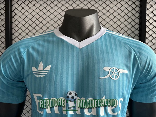 maglia arsenal edizione speciale versione player Trefoil blu 2024-2025 - immagine 2
