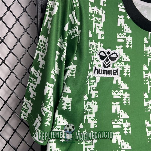 maglia real betis formazione verde bianco mimetico 2024-2025 - immagine 2