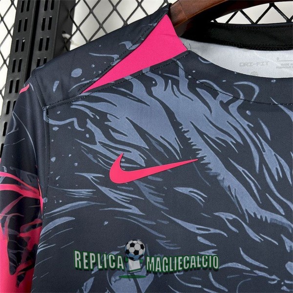 maglia barcellona edizione speciale nero rosa dragon 2025-2026 - immagine 3